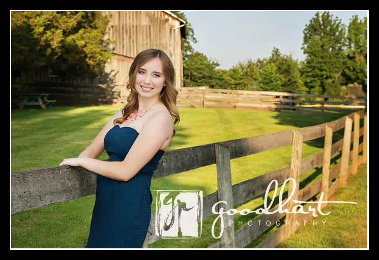 Lauren-19 senior portrait session