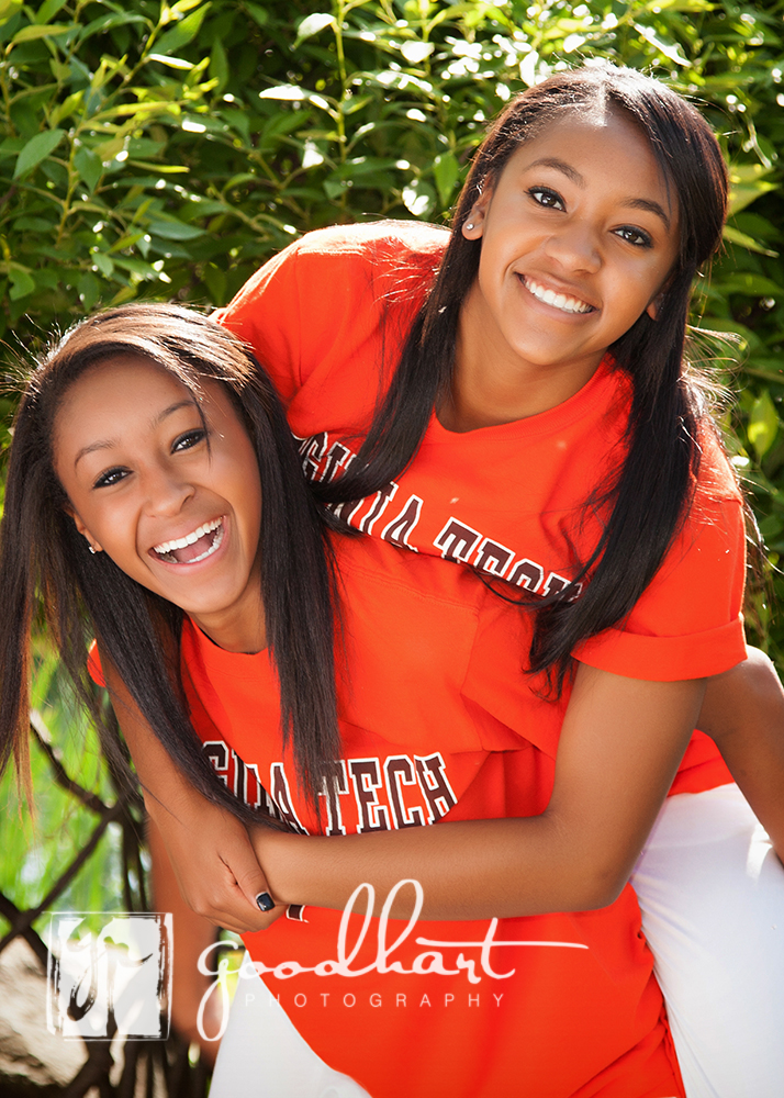 fun senior portraits twins