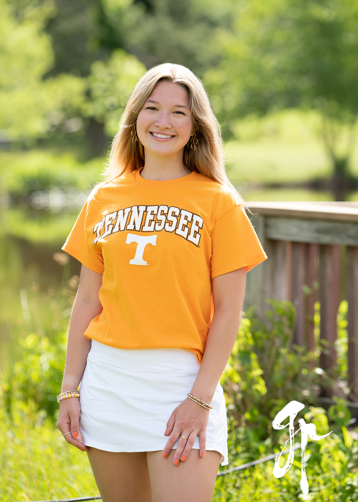 high school senior photoshoot with Tennessee t-shirt
